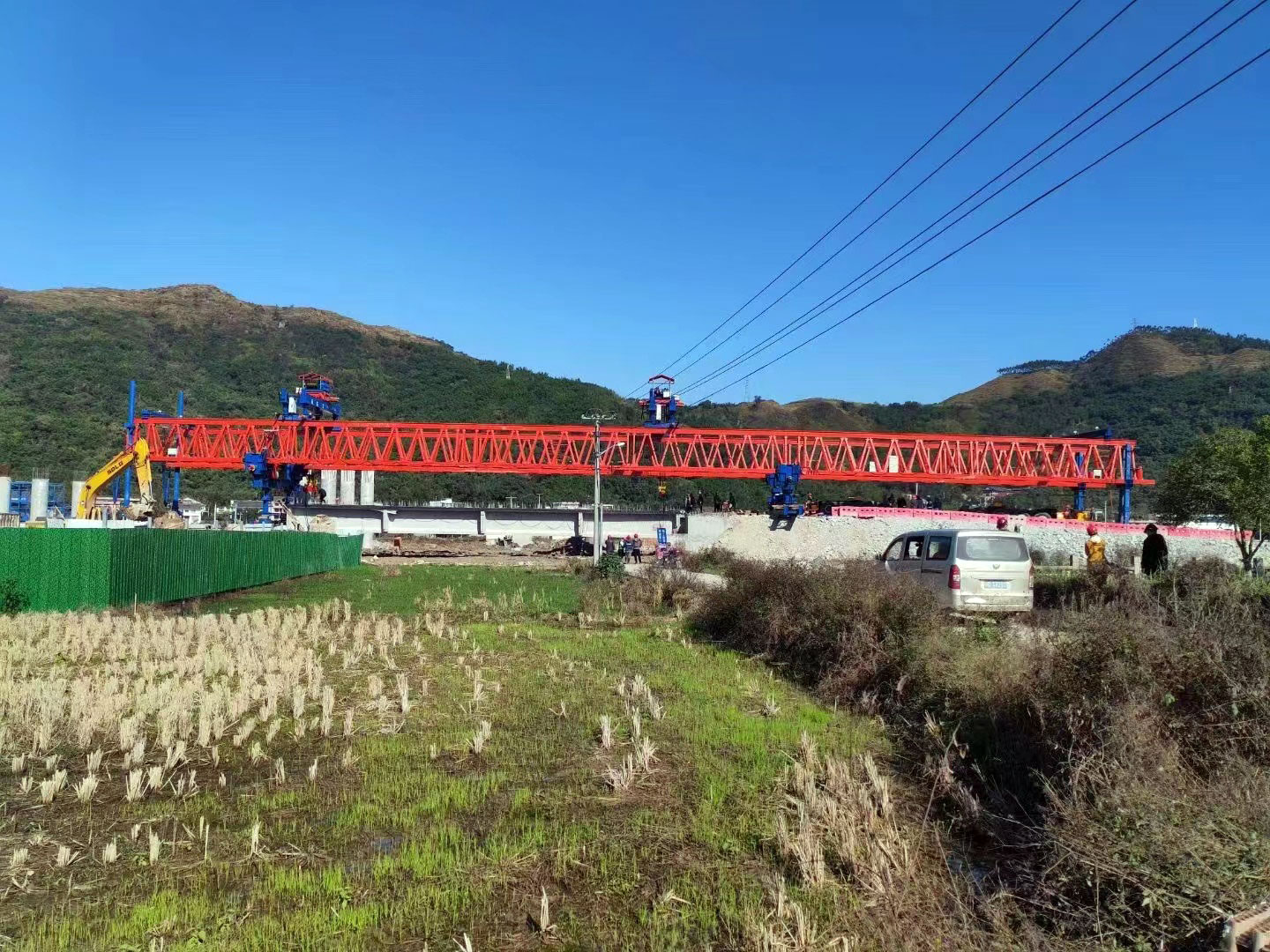 廣西百色廣西路橋巴平(巴馬-平果)高速五標段